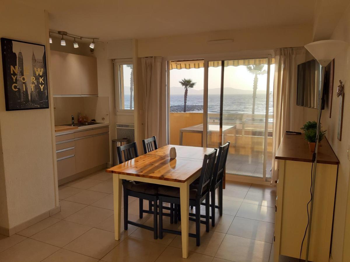 appartement Cavalaire face à la mer Extérieur photo